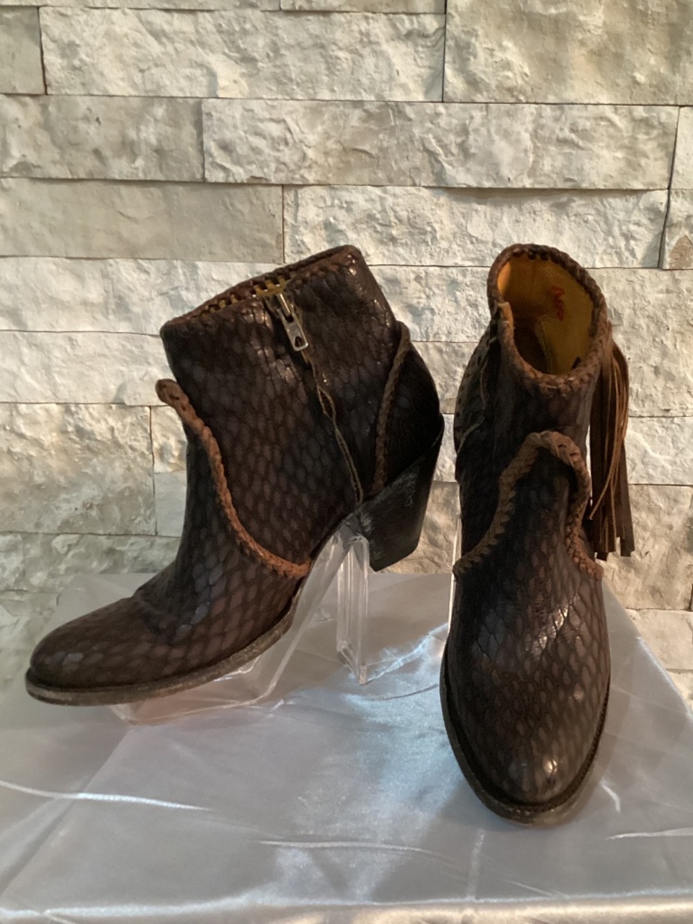 Old Gringo Adela Western ankle boots Size 7 1/2